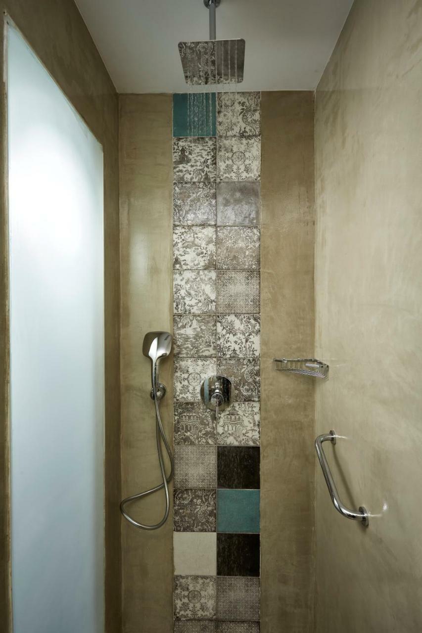 Luxury N Chic Athens Museum Apt Exterior photo